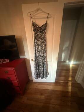 Y2K Xscape by Joanna Chen Black and White Rose Print Satin Mermaid Formal Dress